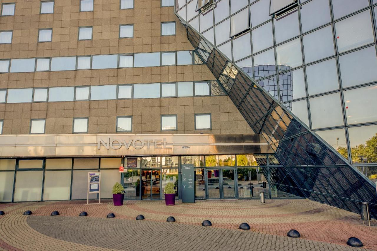 大努瓦西马恩谷诺富特酒店 诺伊斯·勒·格兰德 外观 照片